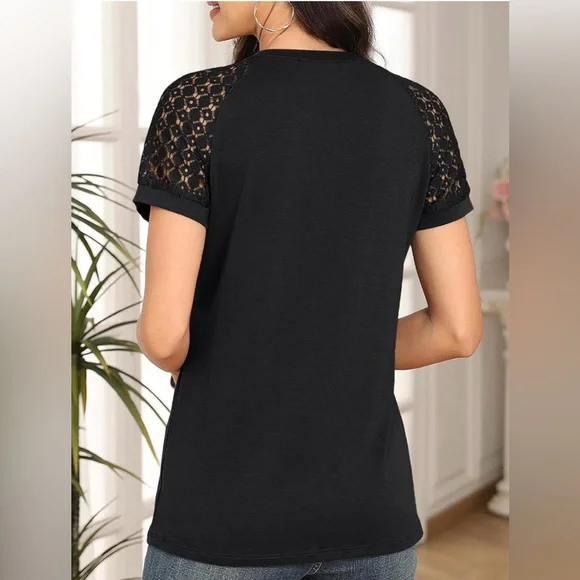 Women’s Black Pleated Shirt with Lace Sleeves XL NIP - Picture 2 of 10